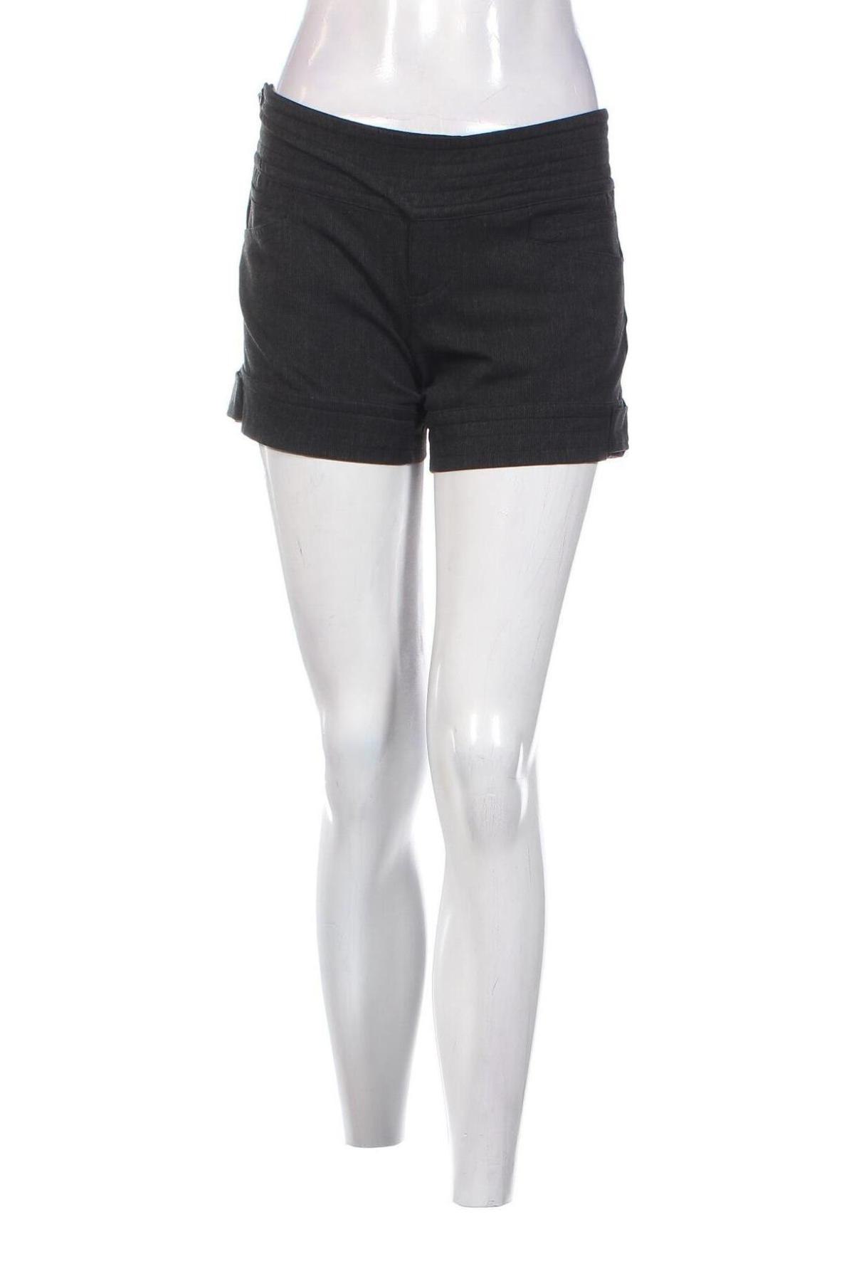 Pantaloni scurți de femei Zara Trafaluc, Mărime M, Culoare Negru, Preț 39,23 Lei