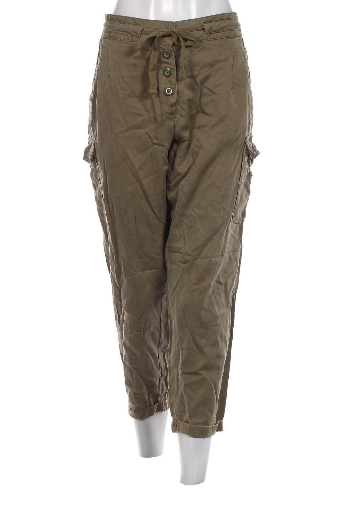 Дамски панталон Clockhouse, Размер XL, Цвят Зелен, Цена 29,00 лв.
