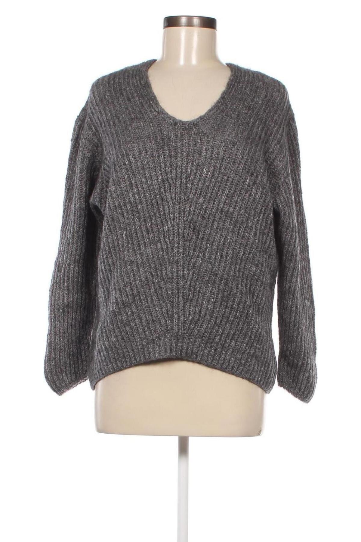 Дамски пуловер CXL by Christian Lacroix, Размер S, Цвят Сив, Цена 8,80 лв.