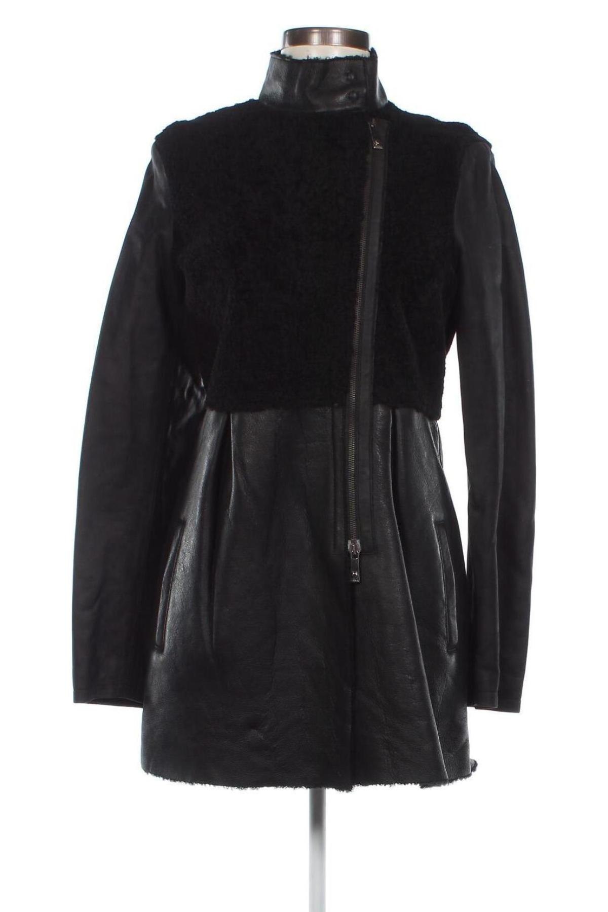 Γυναικείο δερμάτινο μπουφάν Pinko, Μέγεθος M, Χρώμα Μαύρο, Τιμή 531,96 €