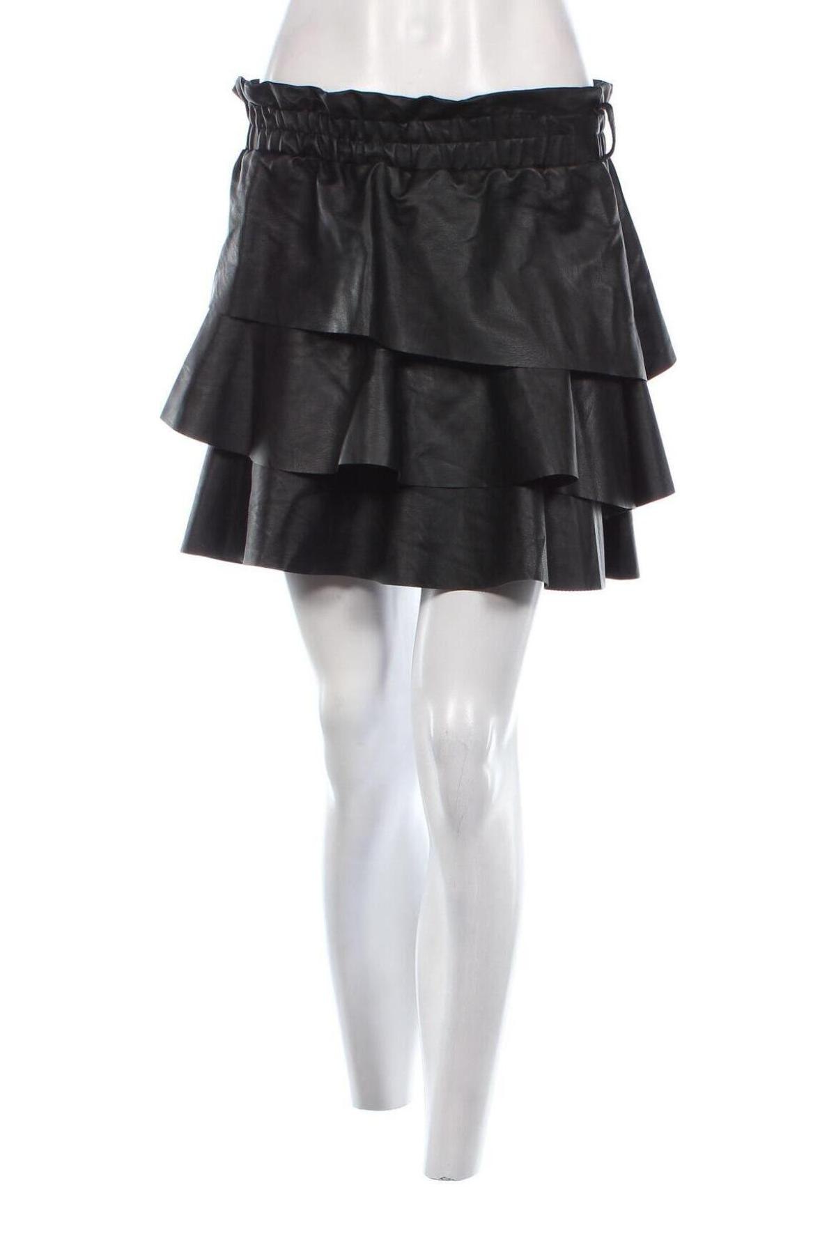 Kožená sukně , Velikost XS, Barva Černá, Cena  169,00 Kč