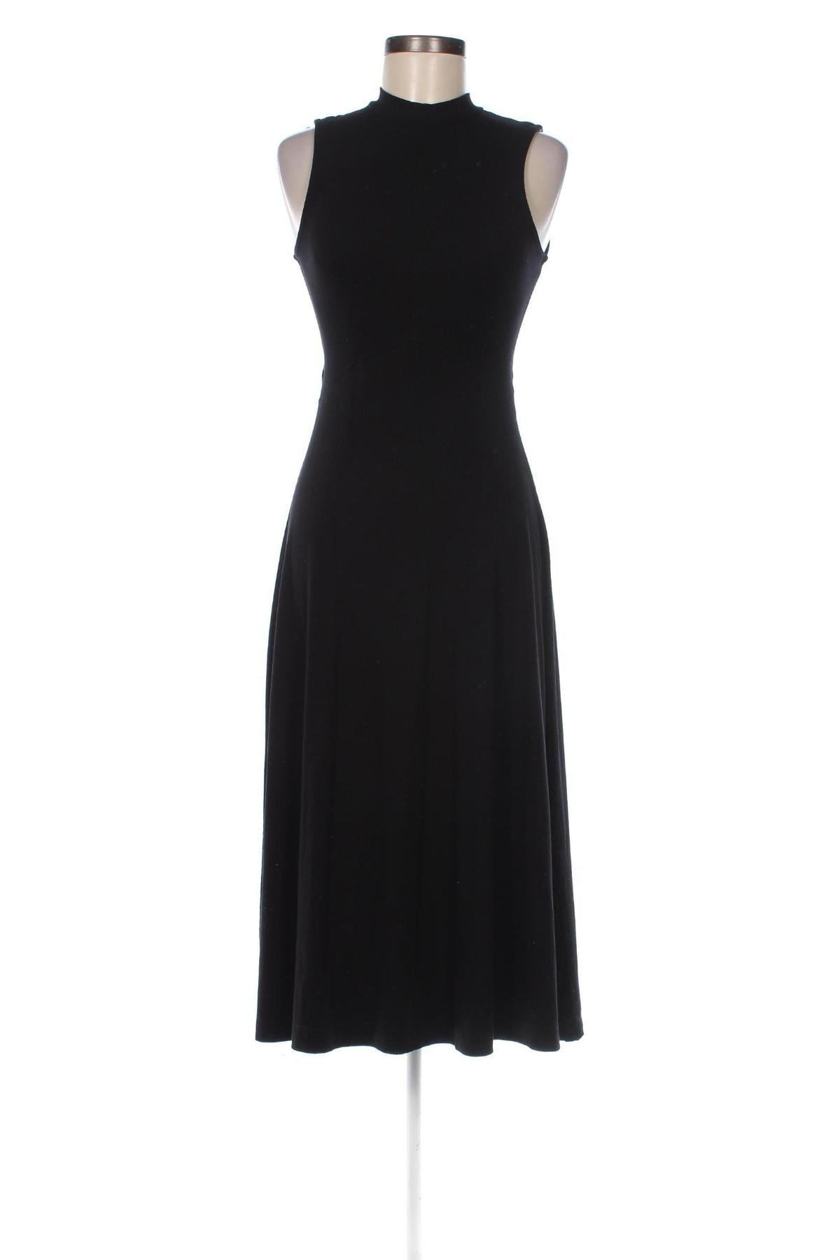 Φόρεμα Edited, Μέγεθος M, Χρώμα Μαύρο, Τιμή 27,34 €