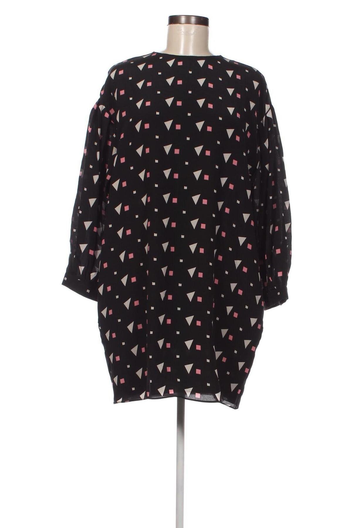 Kleid Emporio Armani, Größe M, Farbe Schwarz, Preis 190,98 €
