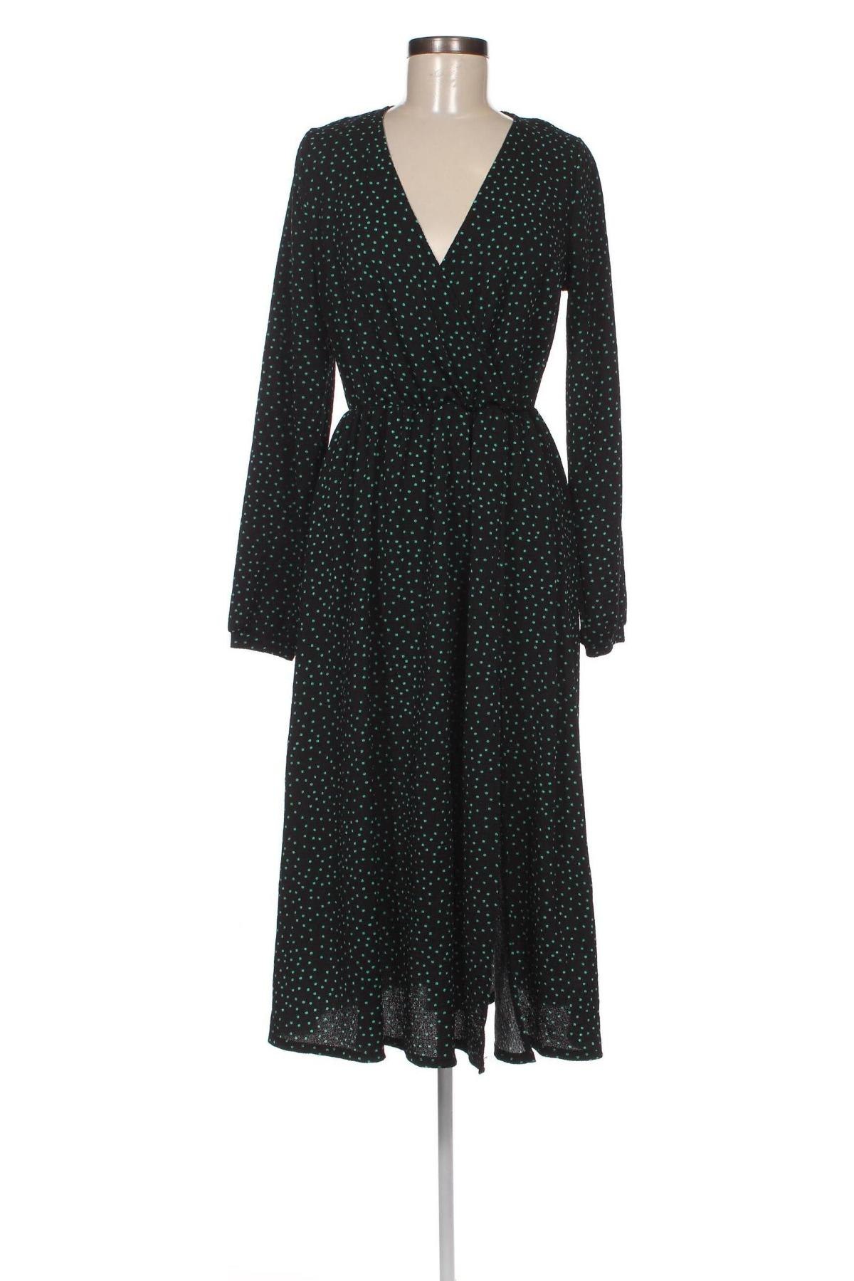 Šaty  Mohito, Velikost M, Barva Černá, Cena  733,00 Kč