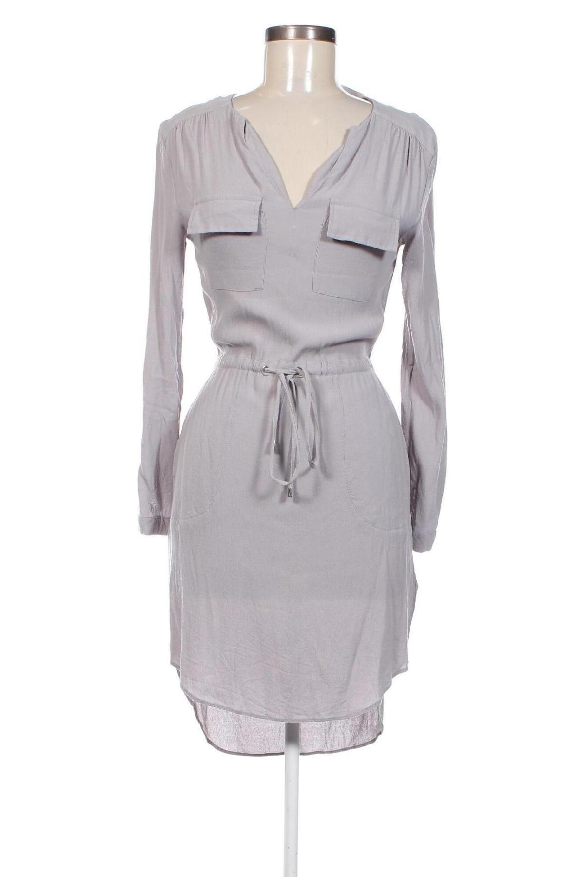 Kleid New Look, Größe XS, Farbe Grau, Preis 11,76 €
