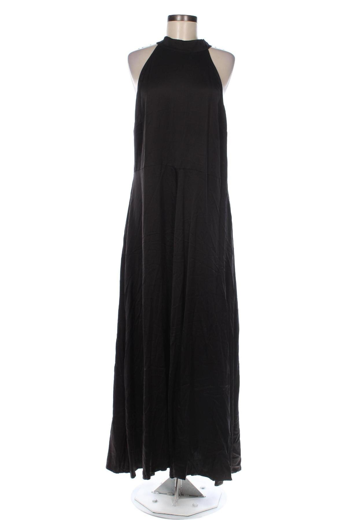 Kleid Selected Femme, Größe S, Farbe Schwarz, Preis 63,40 €