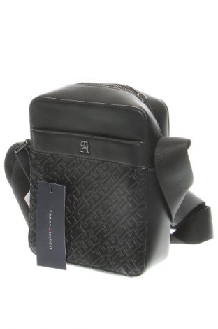 Kabelka  Tommy Hilfiger, Farba Čierna, Cena  90,95 €