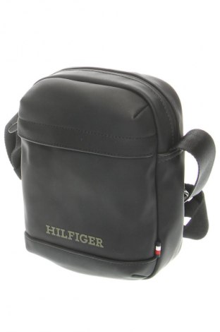Torebka Tommy Hilfiger, Kolor Czarny, Cena 387,99 zł