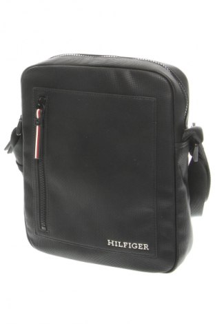 Kabelka  Tommy Hilfiger, Barva Černá, Cena  2 179,00 Kč