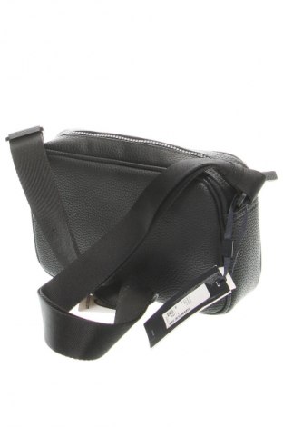 Torebka Tommy Hilfiger, Kolor Czarny, Cena 351,99 zł