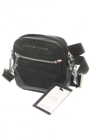 Torebka Tommy Hilfiger, Kolor Czarny, Cena 489,99 zł