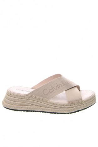 Papuci Calvin Klein Jeans, Mărime 38, Culoare Bej, Preț 539,99 Lei