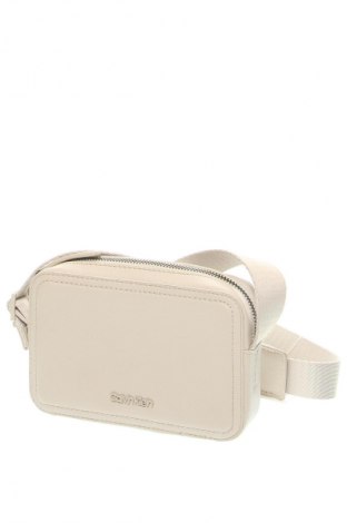 Дамска чанта Calvin Klein, Цвят Бежов, Цена 132,99 лв.