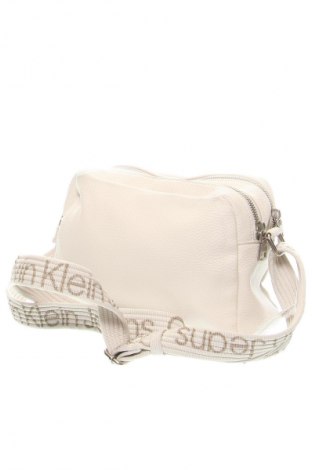 Dámska kabelka  Calvin Klein Jeans, Farba Kremová, Cena  99,95 €