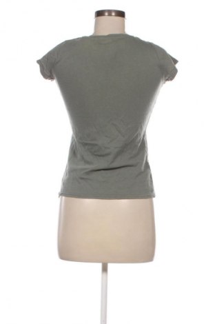 Γυναικείο t-shirt Beloved, Μέγεθος S, Χρώμα Πράσινο, Τιμή 8,62 €