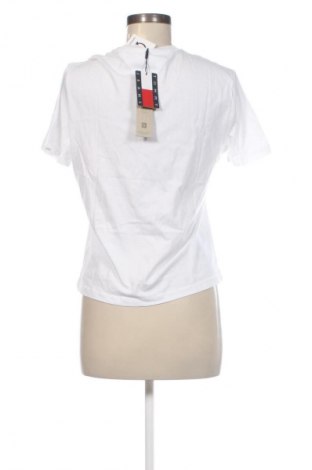 Női póló Tommy Jeans, Méret M, Szín Fehér, Ár 22 109 Ft