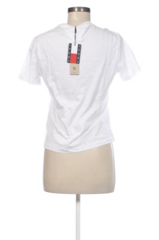 Damen T-Shirt Tommy Jeans, Größe S, Farbe Weiß, Preis 51,99 €