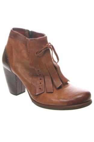 Damskie botki Airstep, Rozmiar 38, Kolor Brązowy, Cena 189,99 zł