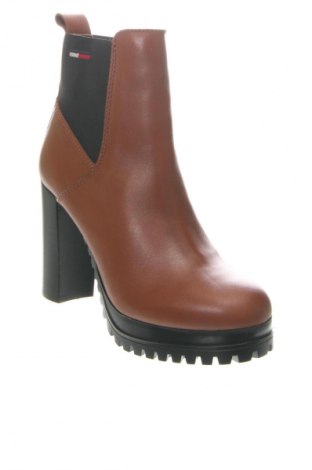 Női bokacsizma Tommy Hilfiger, Méret 37, Szín Barna, Ár 80 379 Ft