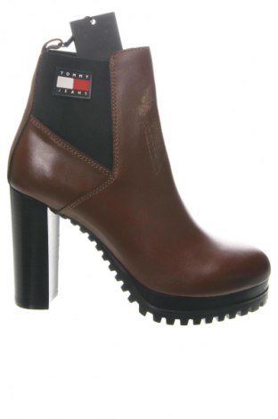 Női bokacsizma Tommy Hilfiger, Méret 40, Szín Barna, Ár 75 539 Ft