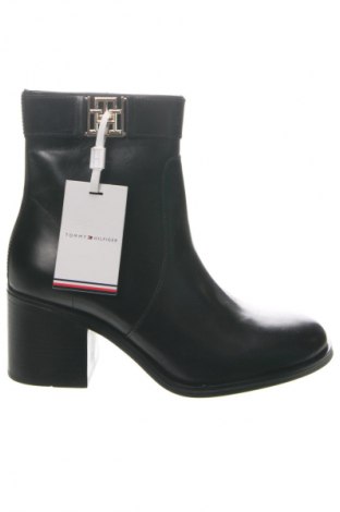 Dámské poltopánky Tommy Hilfiger, Veľkosť 38, Farba Čierna, Cena  133,95 €
