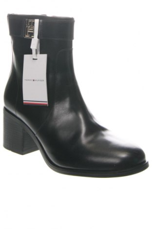 Dámské boty  Tommy Hilfiger, Velikost 40, Barva Černá, Cena  1 729,00 Kč