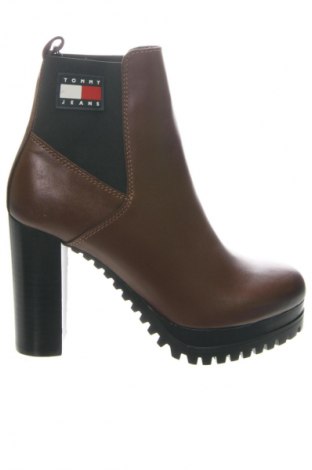 Női bokacsizma Tommy Jeans, Méret 37, Szín Barna, Ár 71 249 Ft