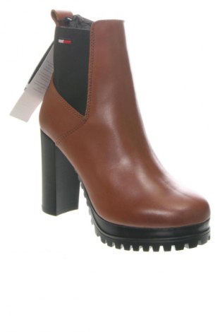 Botine de damă Tommy Jeans, Mărime 37, Culoare Maro, Preț 324,99 Lei