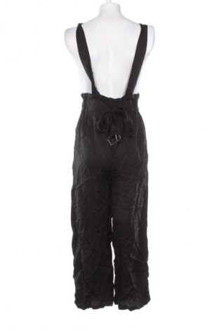 Dámský dlouhý overal Bershka, Velikost M, Barva Černá, Cena  159,00 Kč