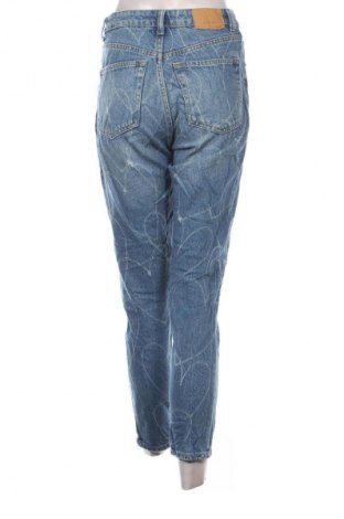 Γυναικείο Τζίν Bershka, Μέγεθος S, Χρώμα Μπλέ, Τιμή 7,99 €