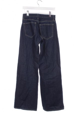 Γυναικείο Τζίν Bershka, Μέγεθος XS, Χρώμα Μπλέ, Τιμή 18,99 €