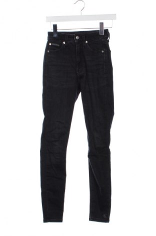 Damskie jeansy Calvin Klein, Rozmiar XS, Kolor Czarny, Cena 709,99 zł