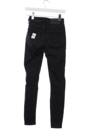 Damskie jeansy Calvin Klein, Rozmiar XS, Kolor Czarny, Cena 709,99 zł