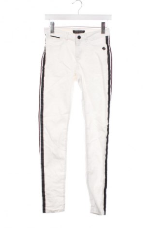 Damskie jeansy Maison Scotch, Rozmiar XS, Kolor Biały, Cena 58,99 zł