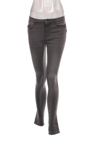 Damen Jeans ONLY, Größe M, Farbe Grau, Preis € 4,99