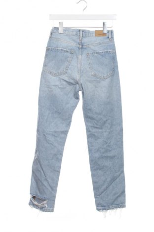 Дамски дънки Perfect Jeans By Gina Tricot, Размер S, Цвят Син, Цена 34,99 лв.