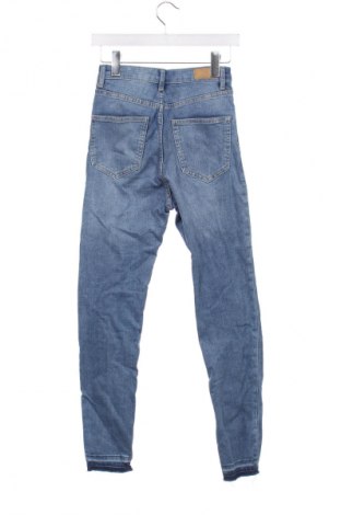 Dámské džíny  Pull&Bear, Velikost S, Barva Modrá, Cena  469,00 Kč