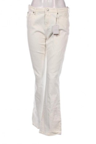 Damskie jeansy Tommy Hilfiger, Rozmiar L, Kolor Biały, Cena 654,99 zł
