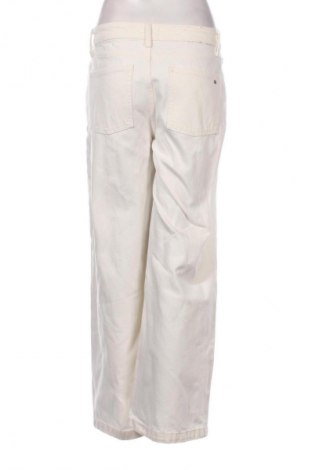 Damskie jeansy Tommy Hilfiger, Rozmiar M, Kolor Biały, Cena 654,99 zł