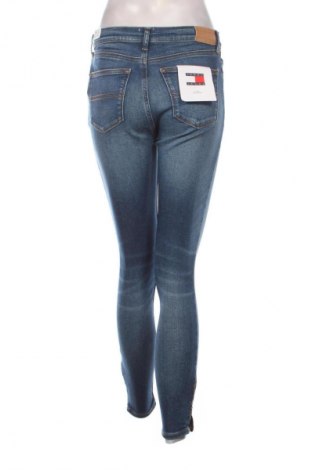 Damskie jeansy Tommy Jeans, Rozmiar S, Kolor Niebieski, Cena 332,99 zł