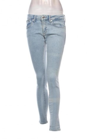 Дамски дънки Tommy Jeans, Размер M, Цвят Син, Цена 184,99 лв.