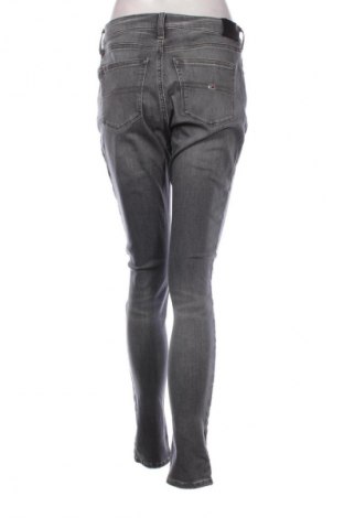 Dámske džínsy  Tommy Jeans, Veľkosť M, Farba Sivá, Cena  107,95 €