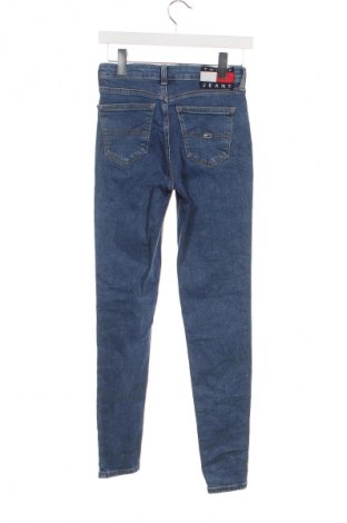 Damskie jeansy Tommy Jeans, Rozmiar S, Kolor Niebieski, Cena 422,99 zł