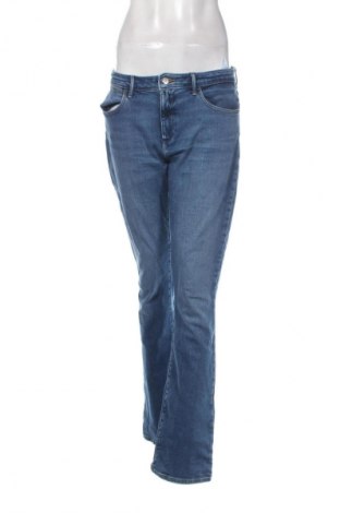 Дамски дънки Wrangler, Размер L, Цвят Син, Цена 44,99 лв.