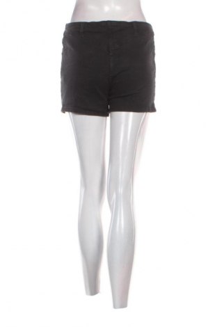 Damen Shorts Fb Sister, Größe M, Farbe Schwarz, Preis € 3,99