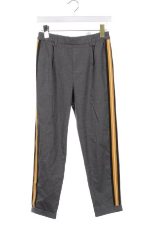 Dámské kalhoty  Bershka, Velikost XS, Barva Šedá, Cena  99,00 Kč