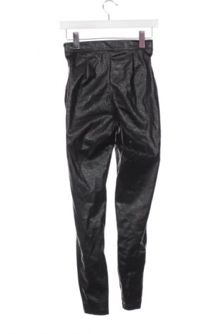 Damskie spodnie Bershka, Rozmiar XS, Kolor Czarny, Cena 14,99 zł