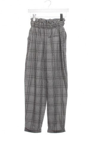 Дамски панталон Bershka, Размер XS, Цвят Многоцветен, Цена 29,33 лв.
