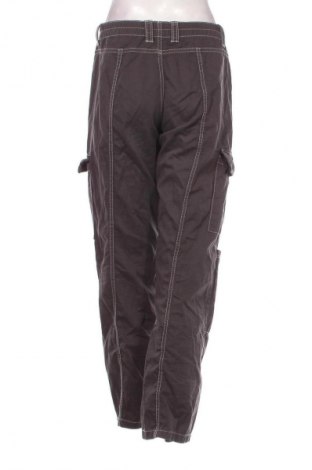 Pantaloni de femei Bershka, Mărime M, Culoare Gri, Preț 16,99 Lei