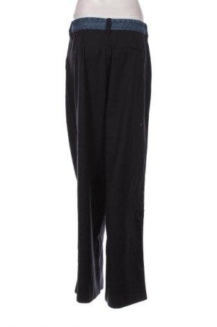 Pantaloni de femei Desigual, Mărime XL, Culoare Multicolor, Preț 457,99 Lei